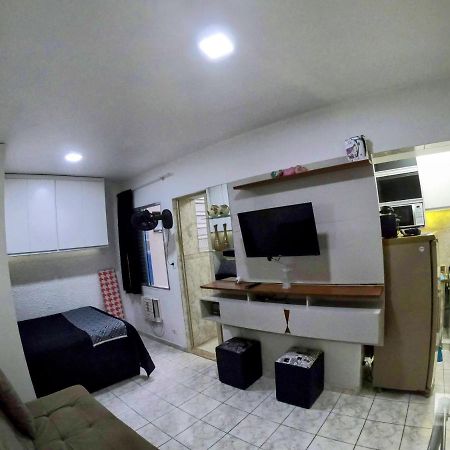 Sala living em prédio Familiar na Av da Praia Santos (Sao Paulo) Exterior foto